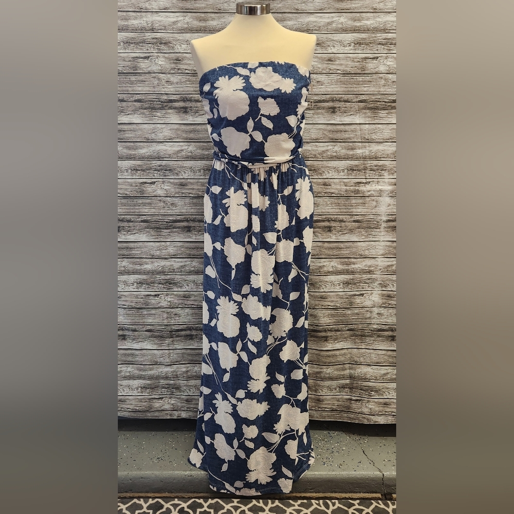 Bubble. B blue strapless maxi dress with white floral print